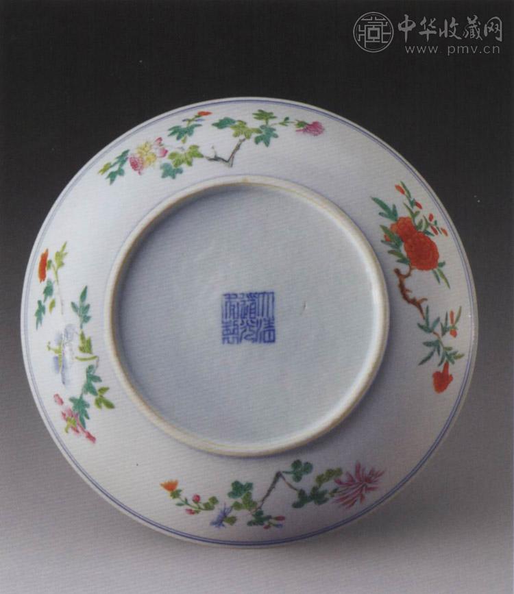 清道光 粉彩花卉纹盘