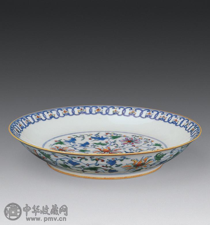 清道光 斗彩花卉纹盘