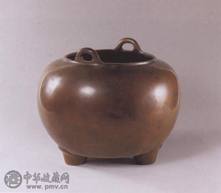 清 铜三足炉