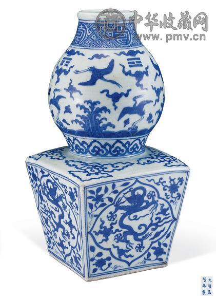 明 青花云鹤天圆地方葫芦瓶