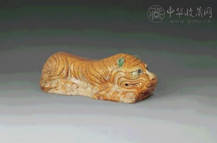 宋 三彩虎枕