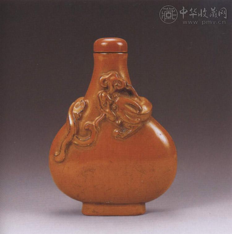 清 漆雕蝠螔鼻烟壶