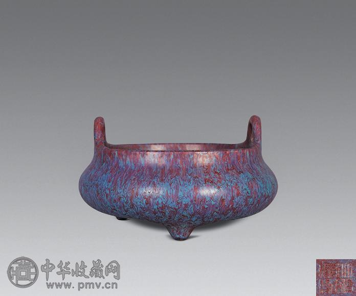 清雍正 炉钧釉双耳炉