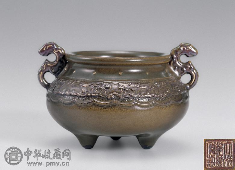 清乾隆 茶叶末釉描金夔龙耳香炉