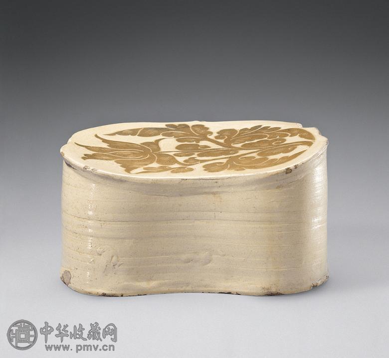 金 磁州窑剔花卉纹枕