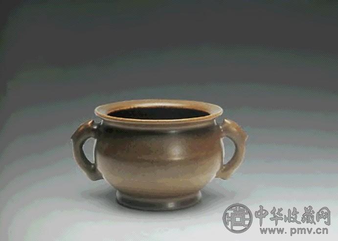 清乾隆 鳝鱼黄釉双耳香炉