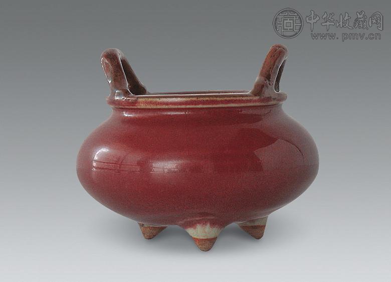 清中期 霁红双耳三足炉