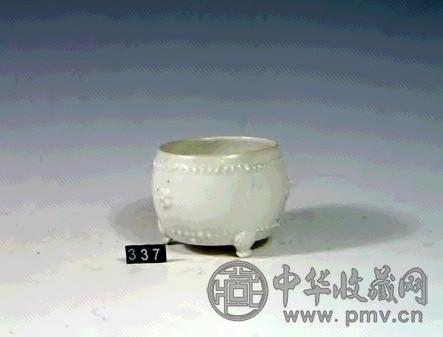 白釉三足鼓式小炉