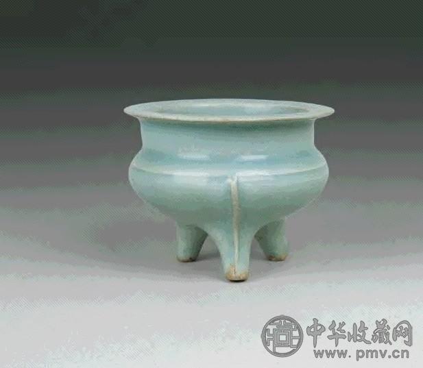 南宋 龙泉窑鬲式炉