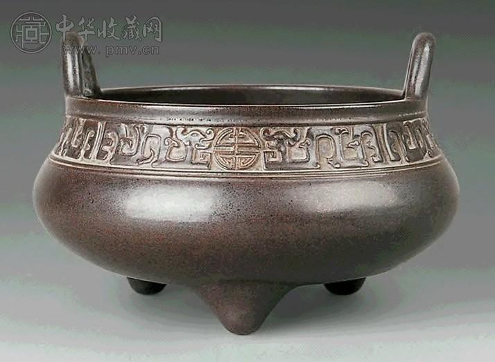 清 铁锈釉夔龙炉