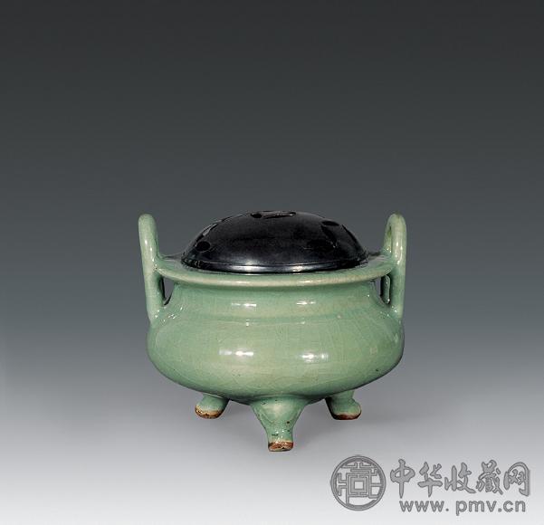 明 龙泉窑双耳炉