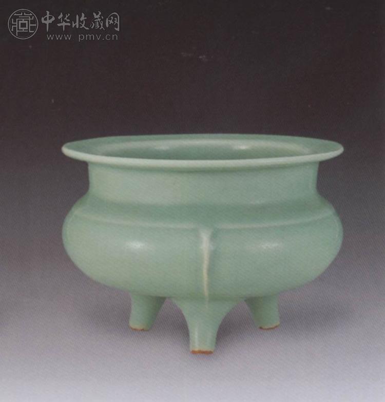 宋 龙泉窑三足炉
