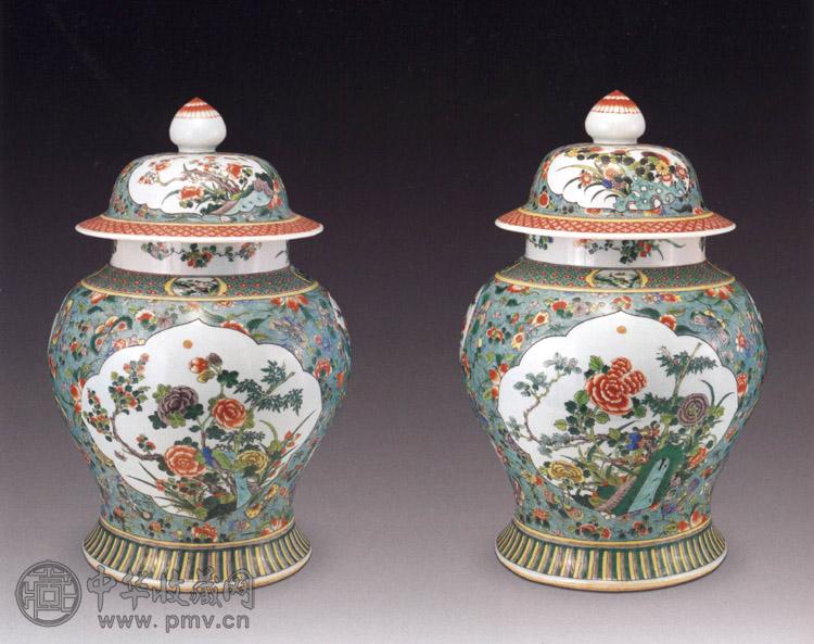 清 五彩开光花卉盖罐(2件)