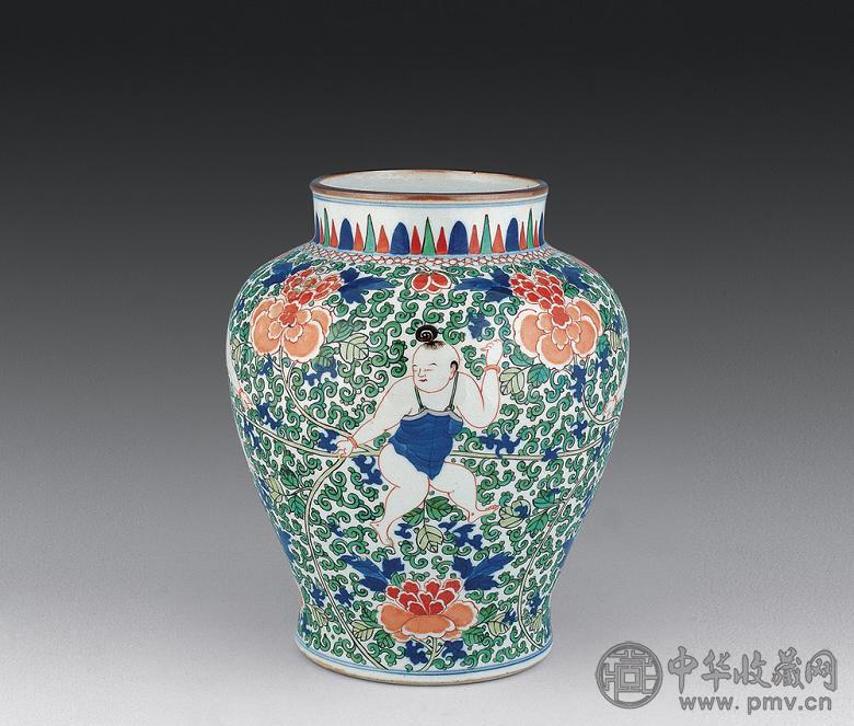 清 青花五彩童子玩莲纹尊