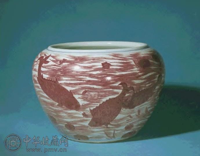 清康熙 青花釉里红鱼藻纹罐