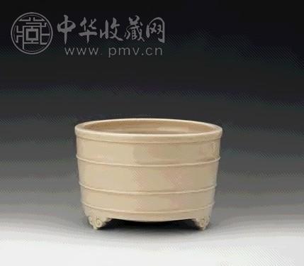 清 德化白釉夔龙纹弦纹炉