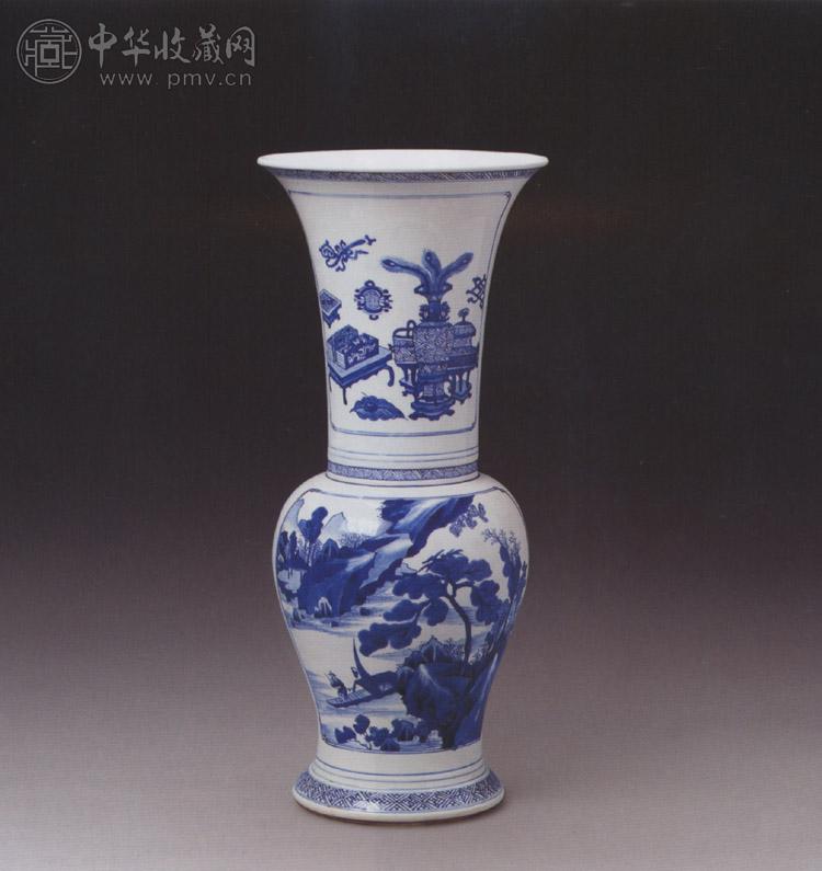 清康熙 青花博古山水人物图凤尾尊