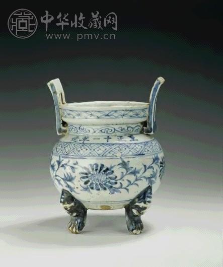 元 至正款青花花卉纹炉
