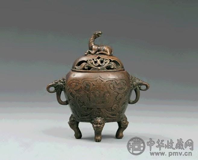 清 銅獅鈕三足炉 乾隆年制款 贈っ 中国 古美術