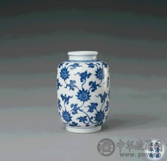 清雍正 青花花卉纹小罐