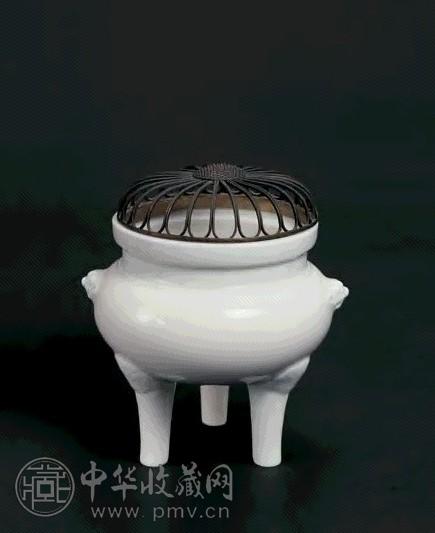 清中期 德化窑白釉三足炉