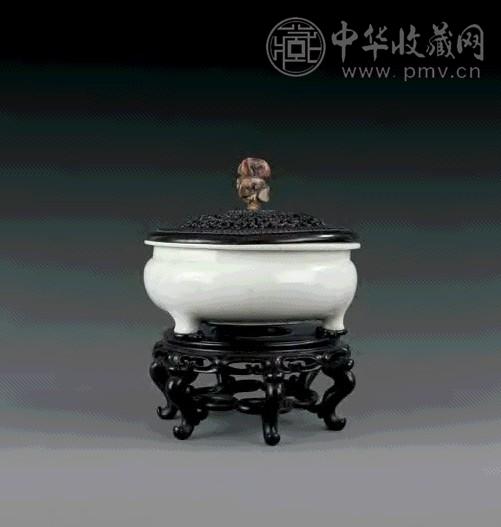 明 德化白釉三足炉