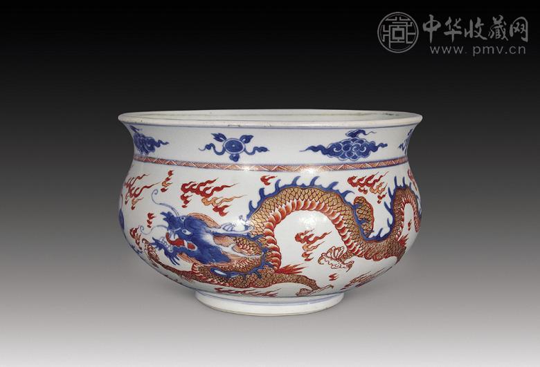 清康熙 青花矾红加金龙纹炉