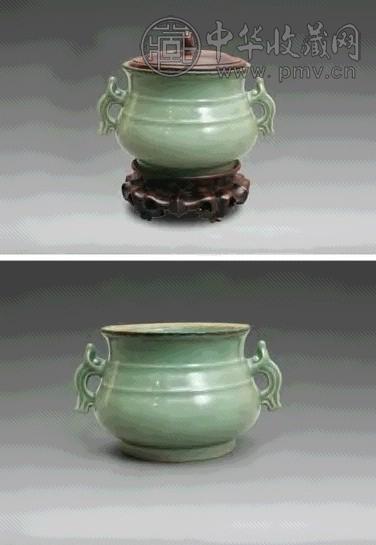 宋 龙泉窑双耳弦纹炉
