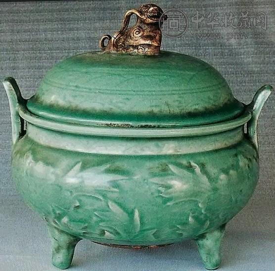 明 龙泉双耳钮盖炉