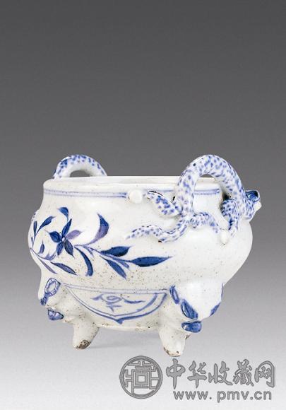 明 青花花卉纹兽耳炉