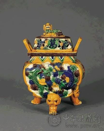 清 素三彩云龙纹薰炉