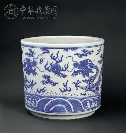 清晚期 青花龙纹直统香炉