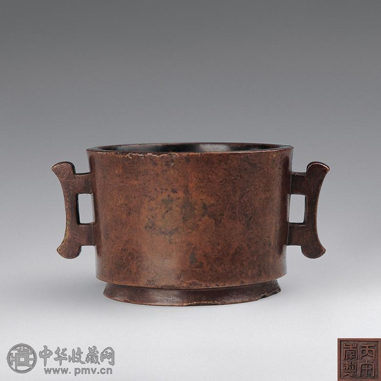 明 铜双鱼耳筒式炉
