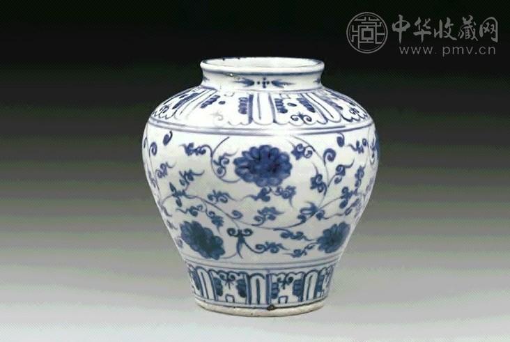 明 青花缠枝莲罐