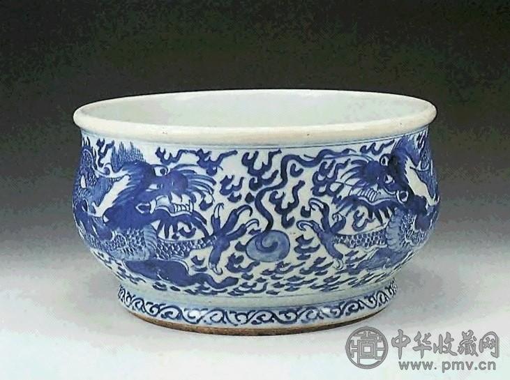 清康熙 青花云龙纹炉