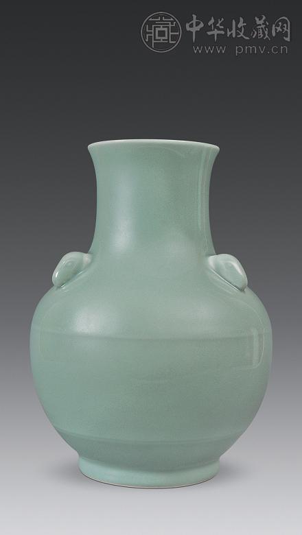 民国 豆青釉三羊尊