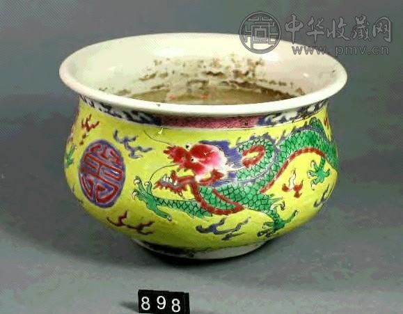 清雍正 粉彩龙纹炉