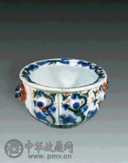 清 五彩兽耳香炉