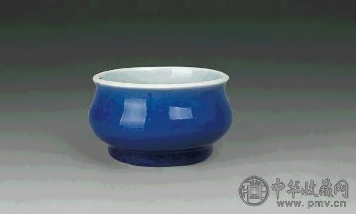 清乾隆 蓝釉小炉