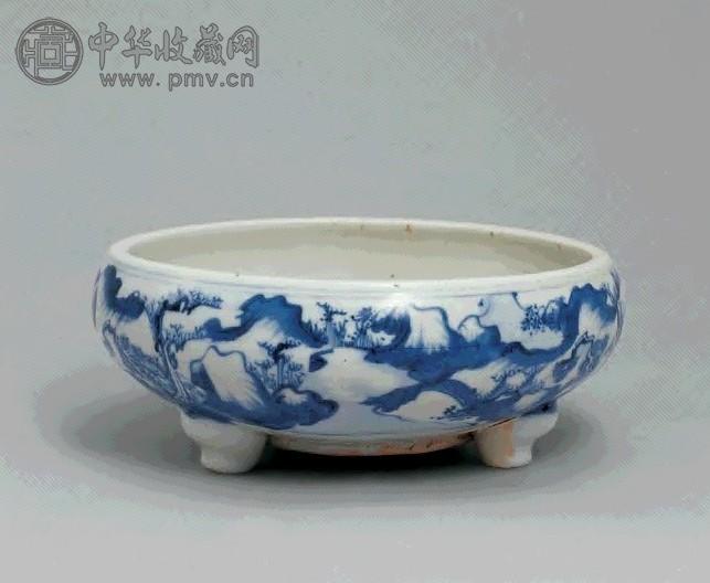 明晚期 青花山水纹三足炉(1件)