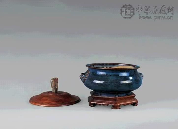 清乾隆 广窑双狮耳香炉