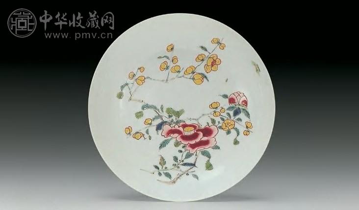 清雍正 粉彩花卉纹罐
