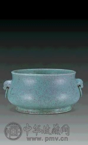 清乾隆 炉钧釉铺耳炉
