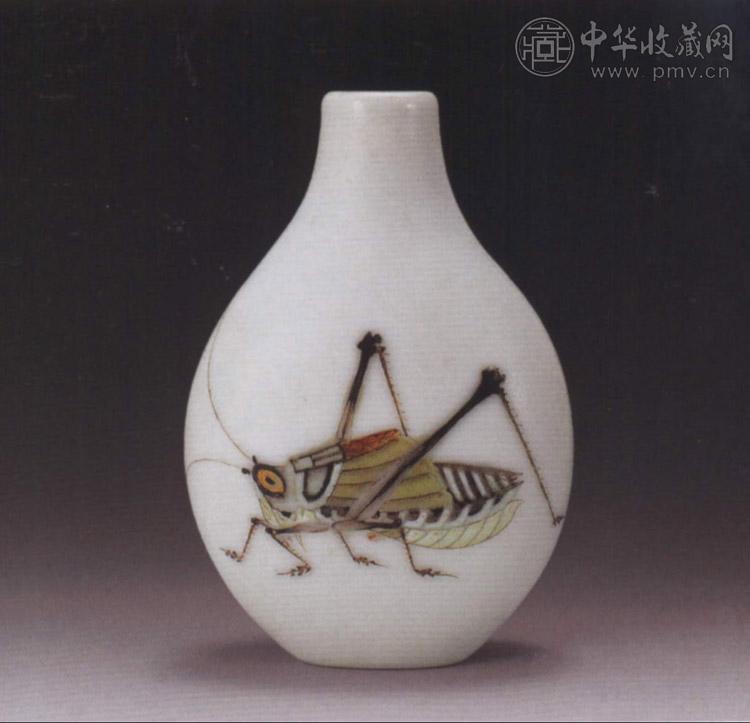 清道光 粉彩蝈蝈鼻烟壶