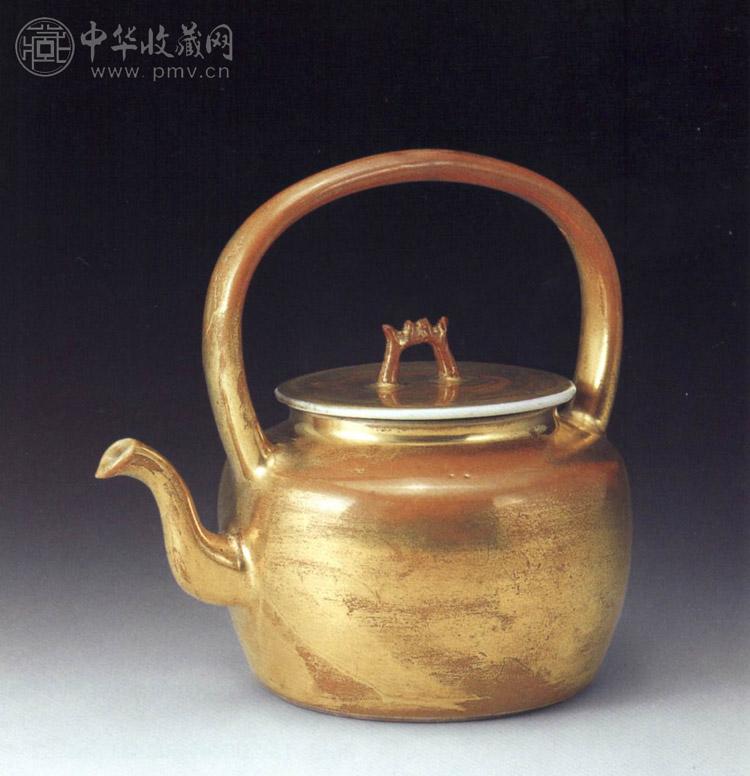 清雍正 酱釉金彩提梁壶