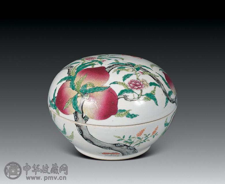 清宣统 粉彩九桃纹捧盒