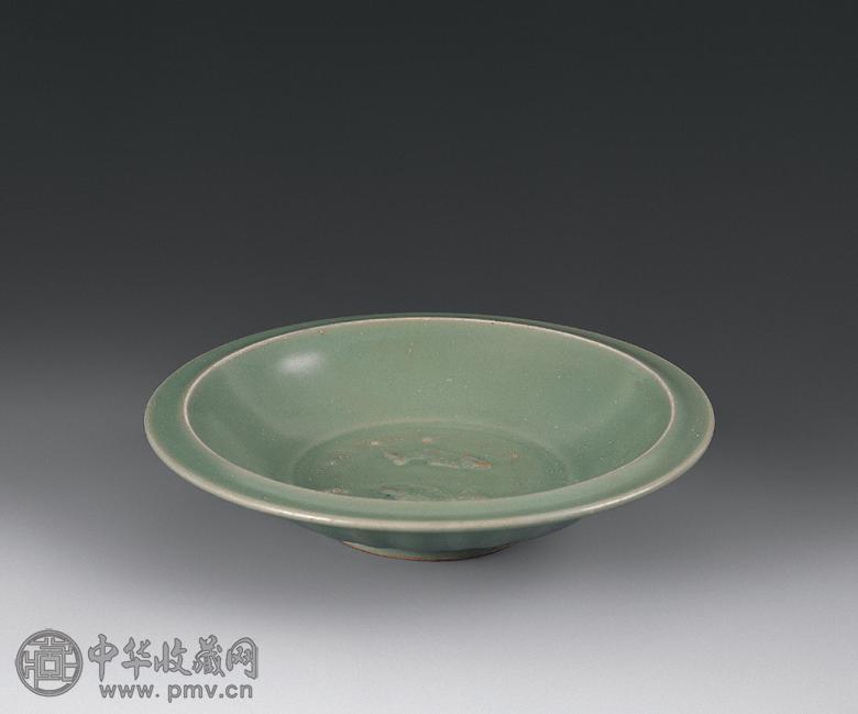 南宋 龙泉窑双鱼洗