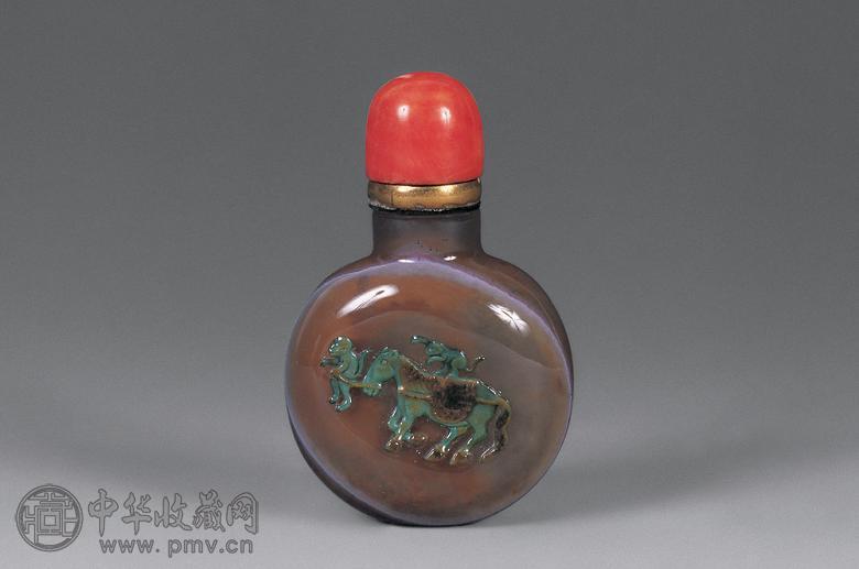 清 玛瑙马上封侯纹鼻烟壶