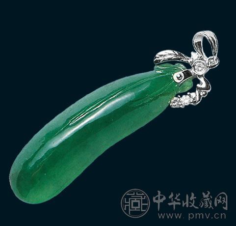 翡翠豆形挂件