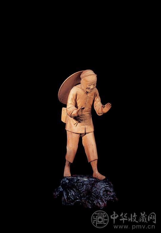 民国 黄杨木雕人物立像